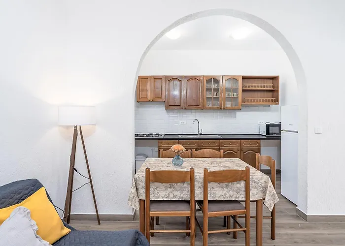 Vesela-3 By Interhome