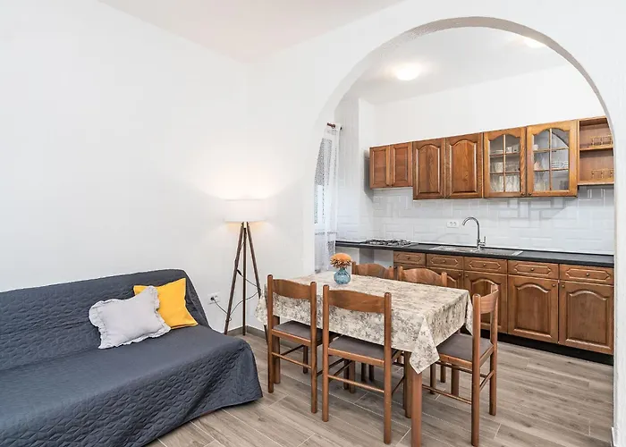 Vesela-3 By Interhome Vir