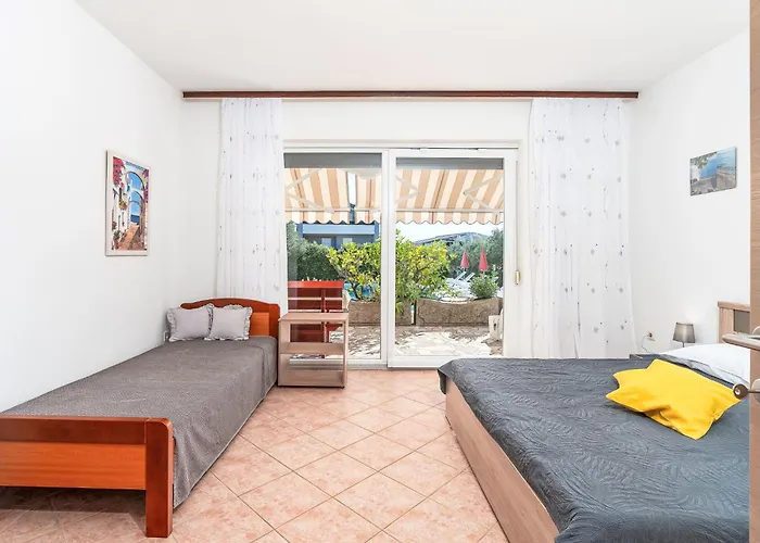 Appartement Vesela-3 By Interhome *