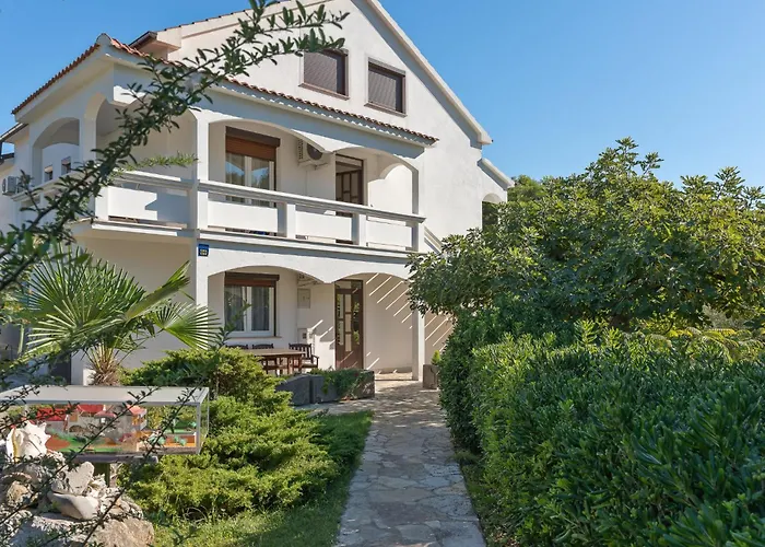 Vesela-3 By Interhome Appartement